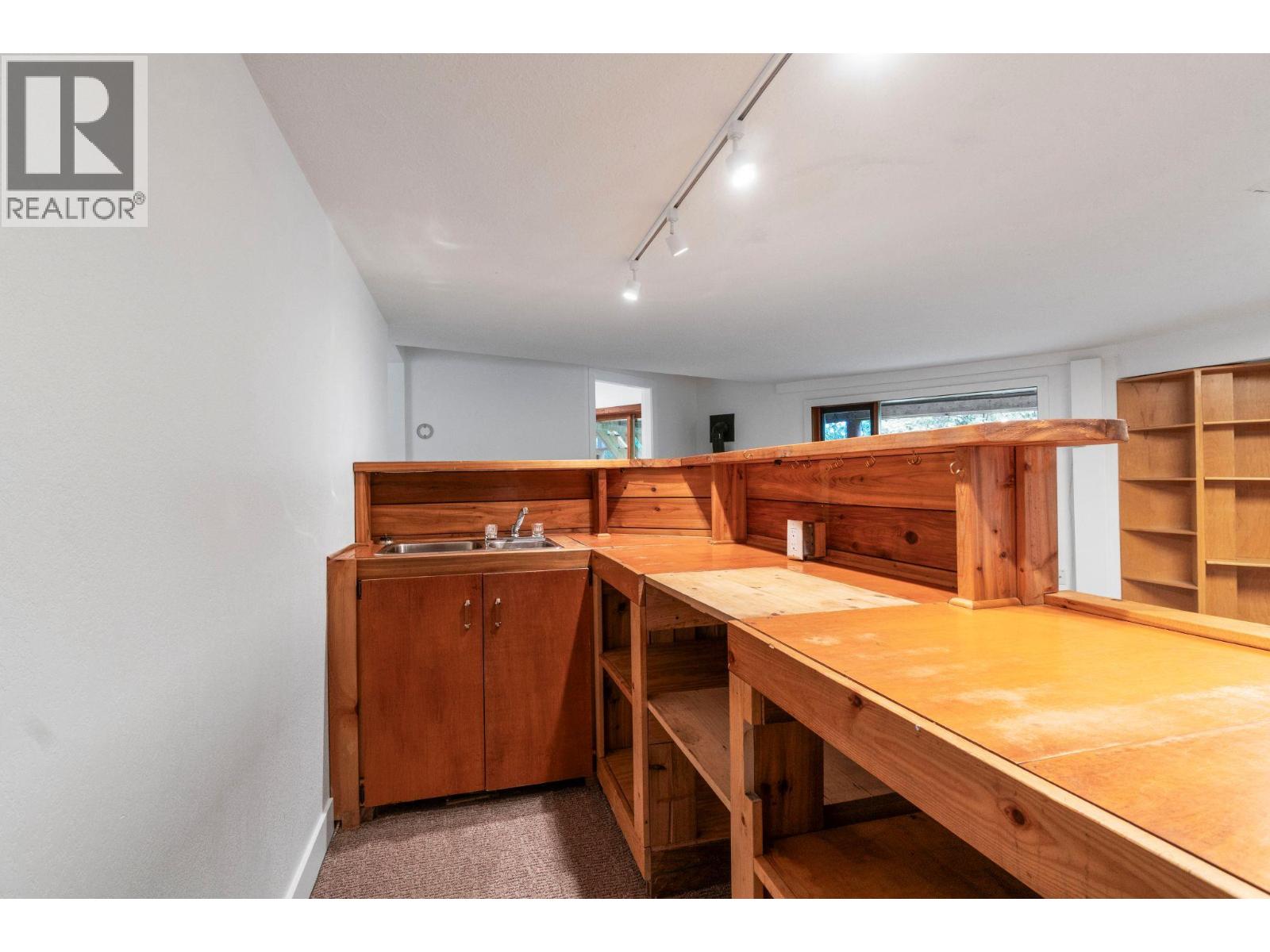 5773 Sunnybrae Canoe Point Road, Tappen, British Columbia  V0E 2X1 - Photo 41 - 10386387