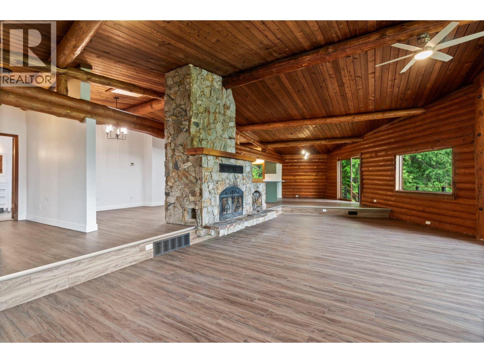 5773 Sunnybrae Canoe Point Road, Tappen, British Columbia  V0E 2X1 - Photo 17 - 10386387