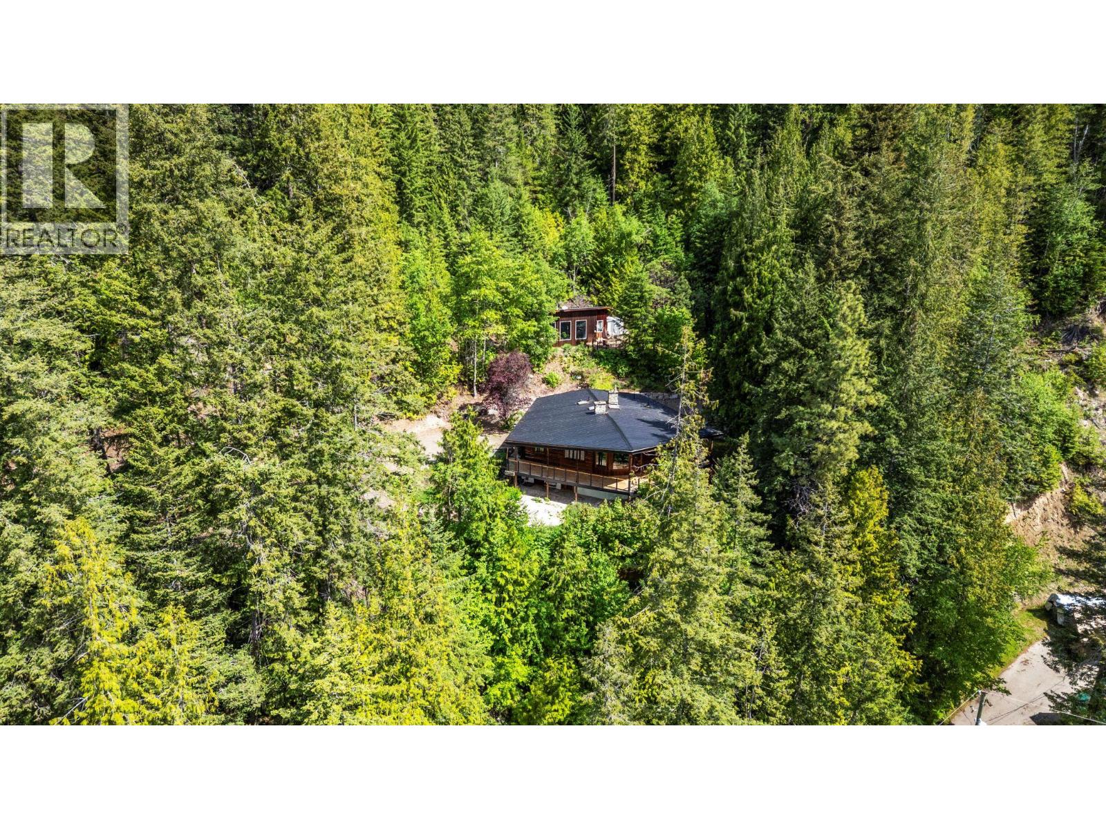 5773 Sunnybrae Canoe Point Road, Tappen, British Columbia  V0E 2X1 - Photo 80 - 10386387