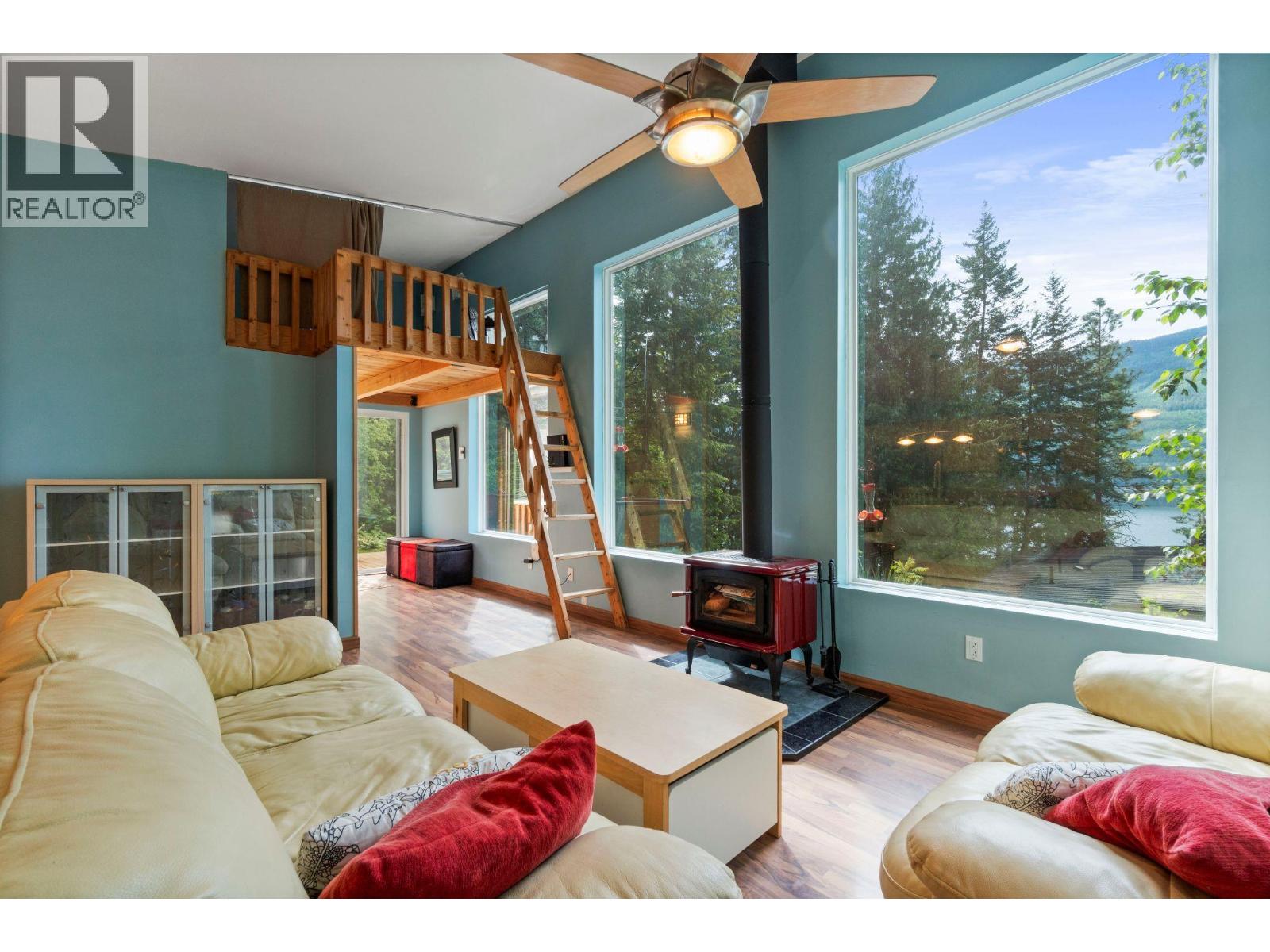 5773 Sunnybrae Canoe Point Road, Tappen, British Columbia  V0E 2X1 - Photo 56 - 10386387