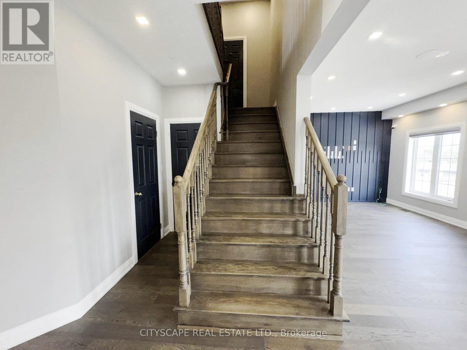 6 Jenna Court, Brampton, Ontario  L6R 3P5 - Photo 20 - W13647728