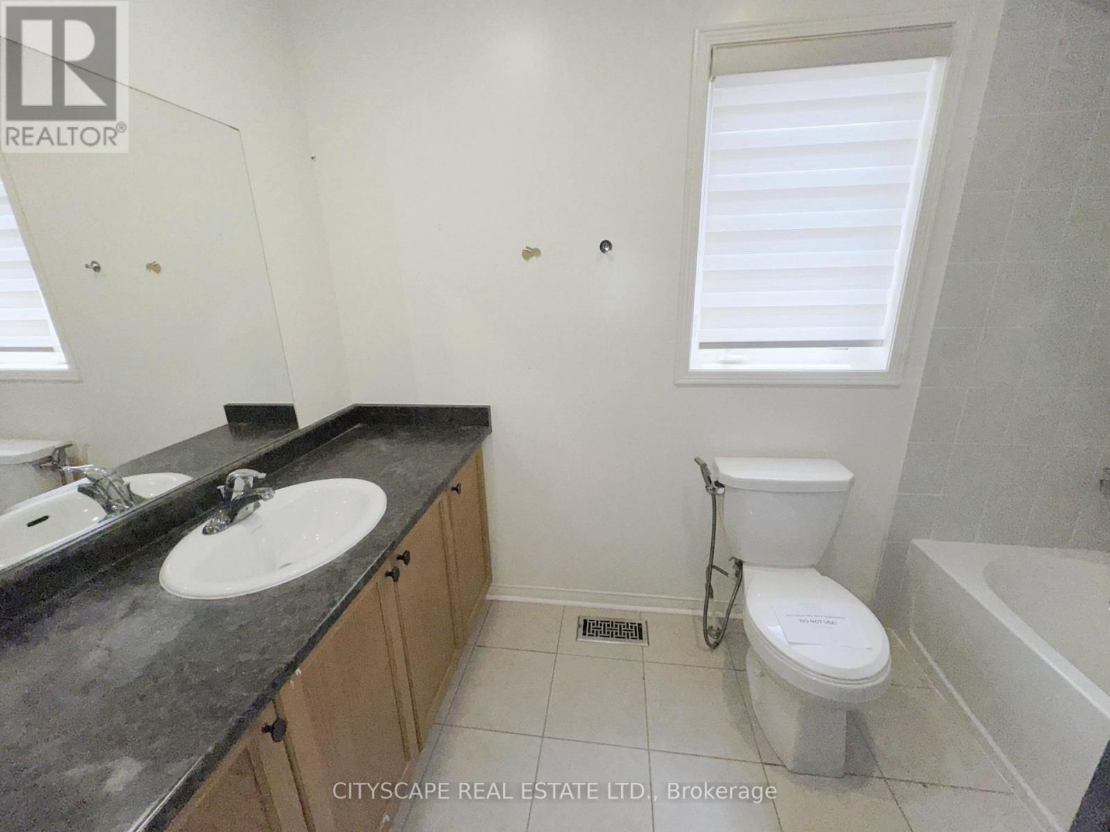 6 Jenna Court, Brampton, Ontario  L6R 3P5 - Photo 29 - W13647728