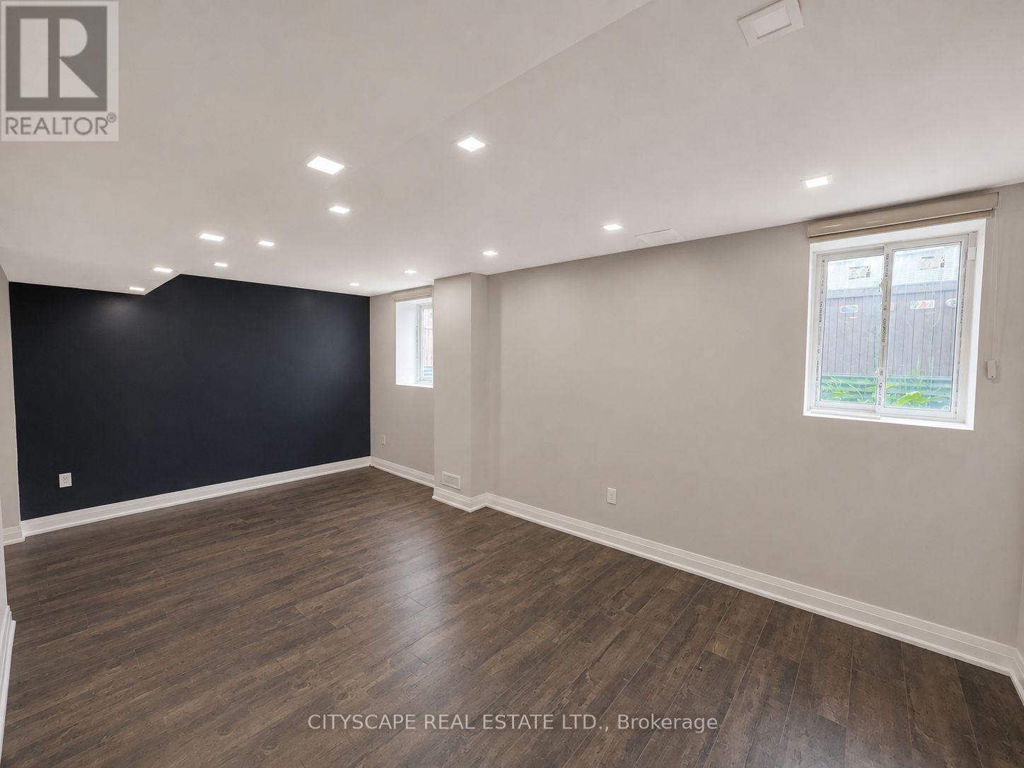6 Jenna Court, Brampton, Ontario  L6R 3P5 - Photo 37 - W13647728