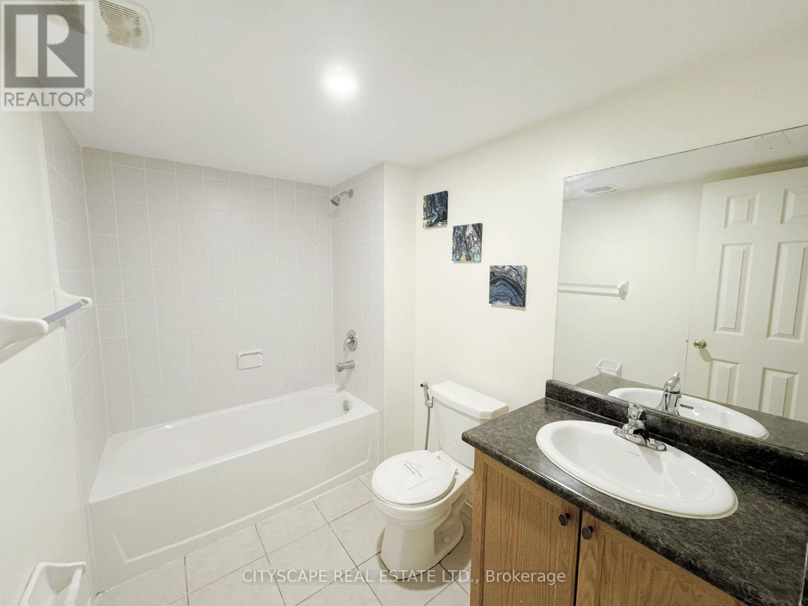 6 Jenna Court, Brampton, Ontario  L6R 3P5 - Photo 42 - W13647728