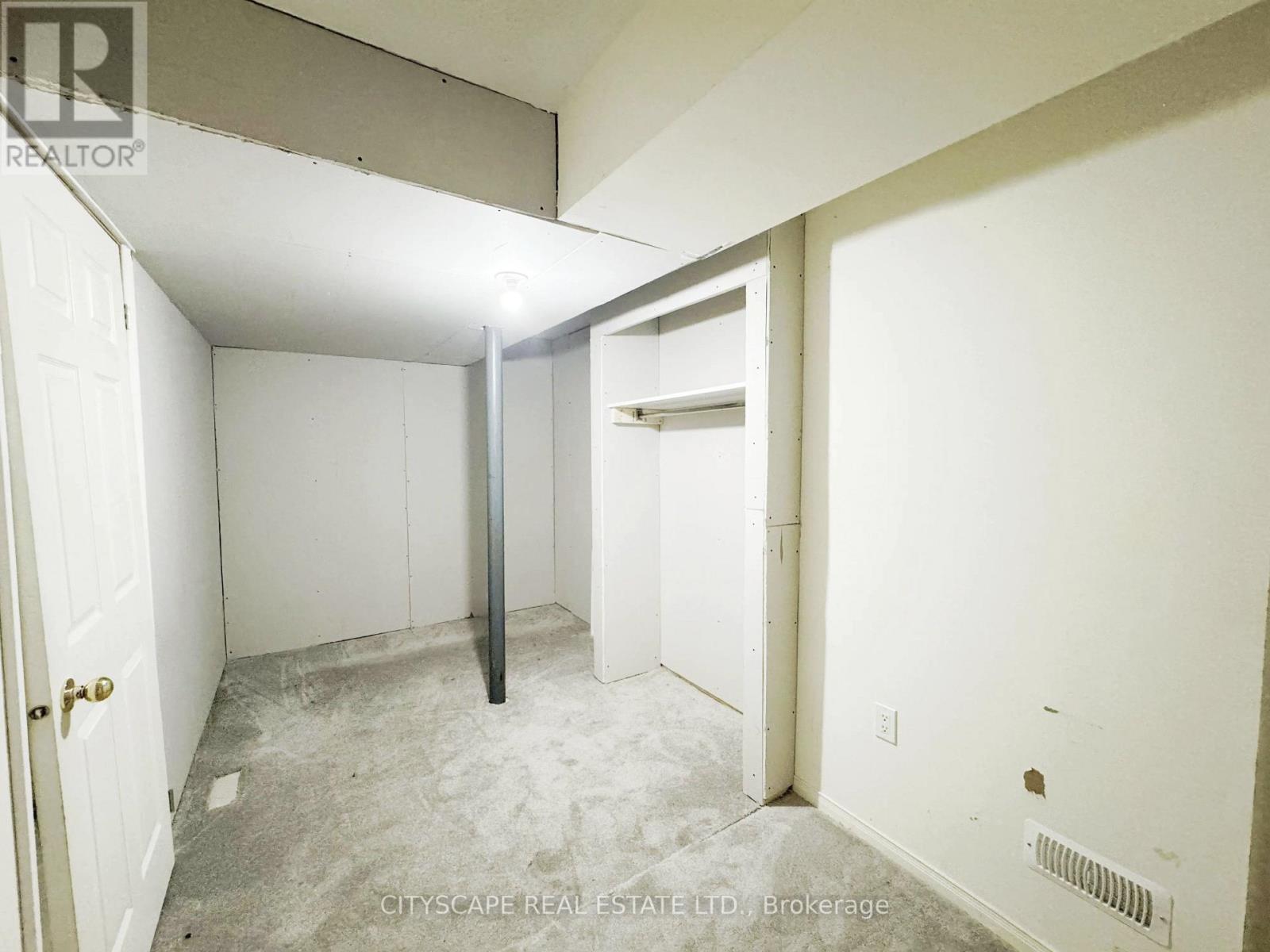6 Jenna Court, Brampton, Ontario  L6R 3P5 - Photo 43 - W13647728