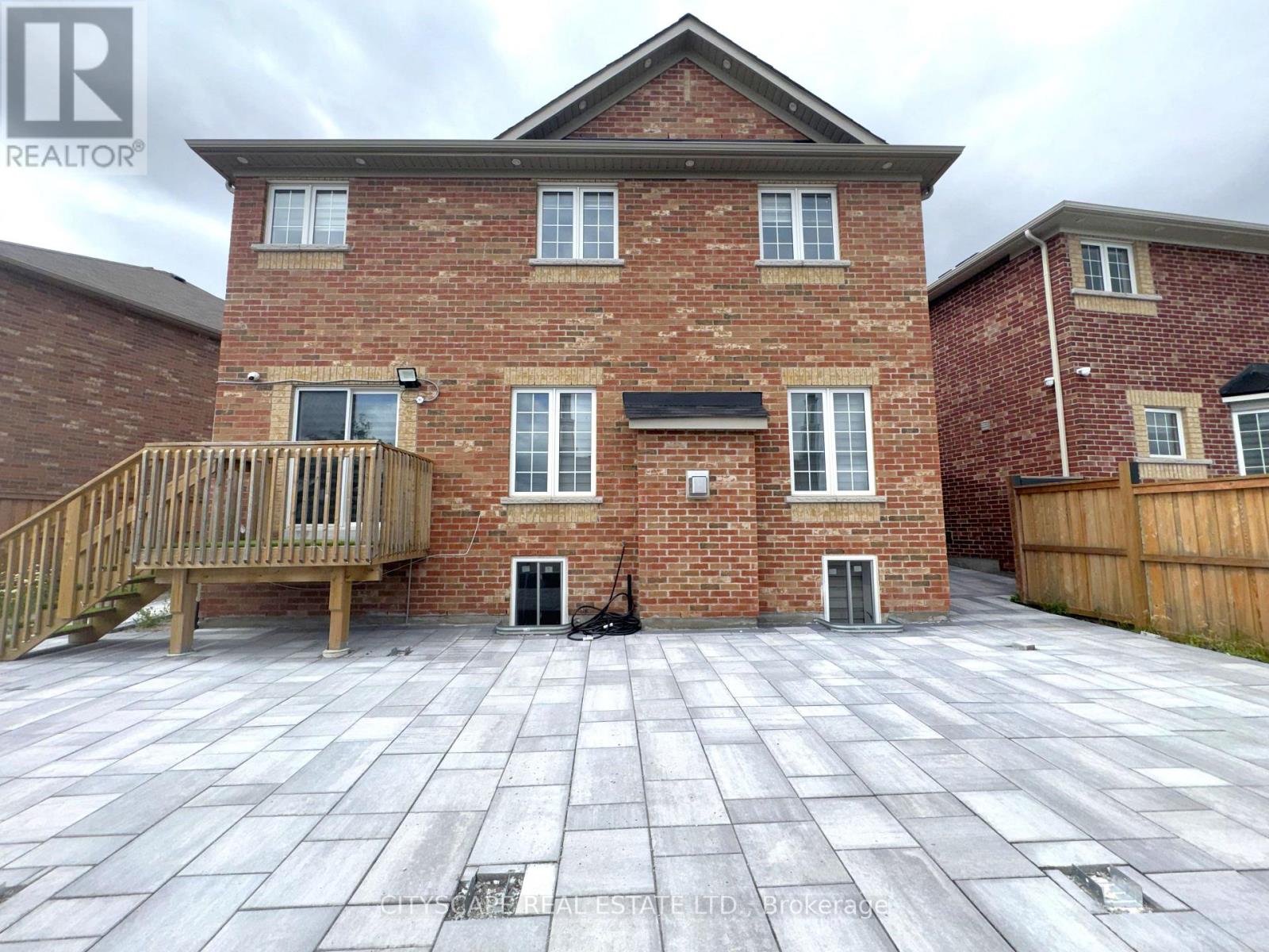 6 Jenna Court, Brampton, Ontario  L6R 3P5 - Photo 47 - W13647728