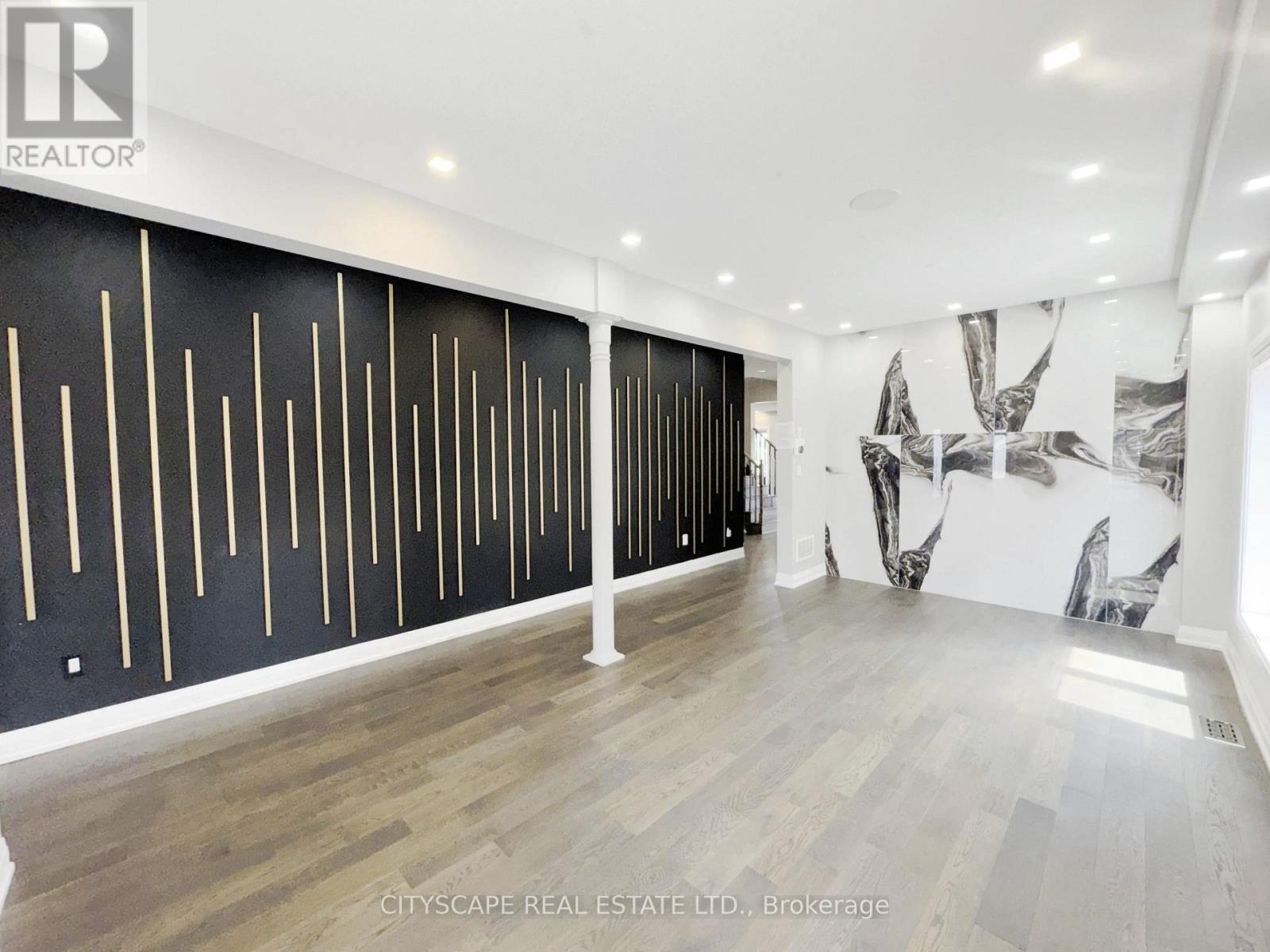 6 Jenna Court, Brampton, Ontario  L6R 3P5 - Photo 7 - W13647728