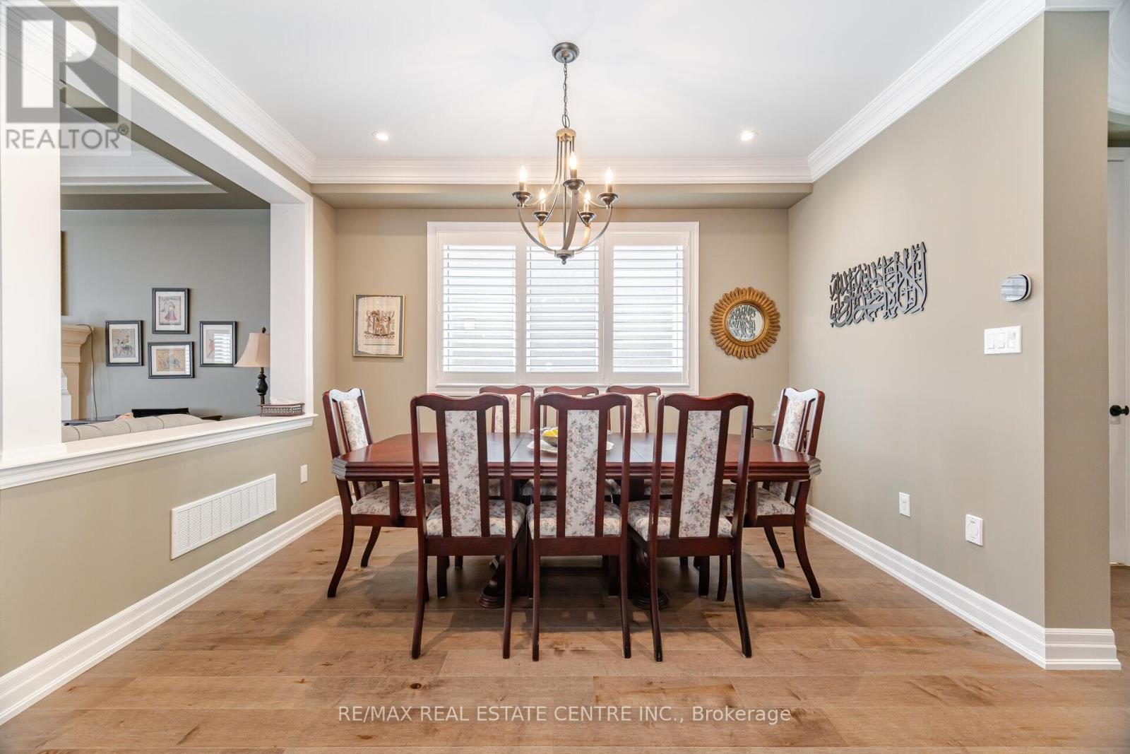 156 Camellia Crescent, Oakville, Ontario  L6H 1L2 - Photo 7 - W13647730