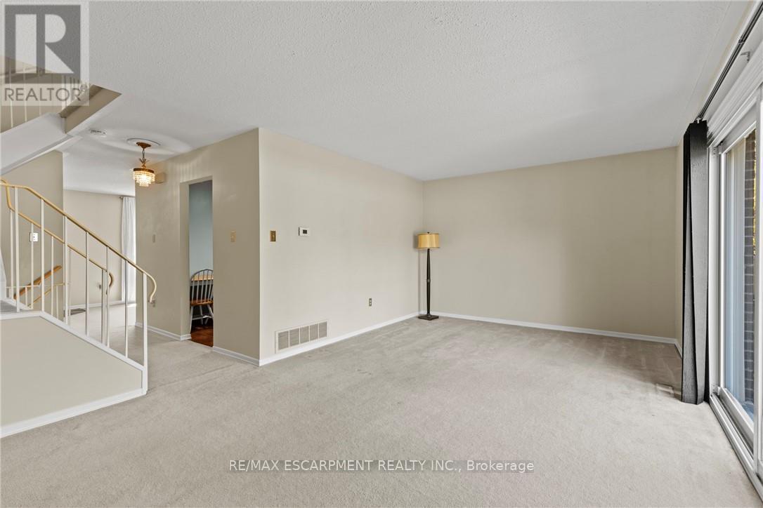 11 - 2825 Gananoque Drive, Mississauga, Ontario  L5N 1V6 - Photo 14 - W13647738