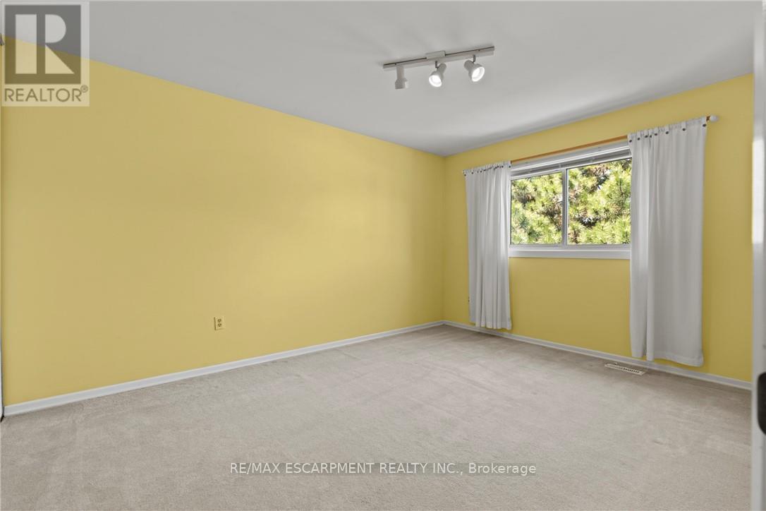 11 - 2825 Gananoque Drive, Mississauga, Ontario  L5N 1V6 - Photo 23 - W13647738