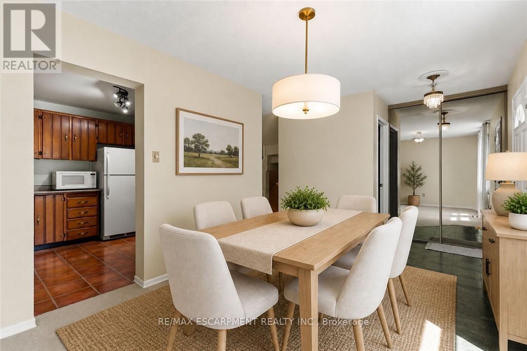 11 - 2825 Gananoque Drive, Mississauga, Ontario  L5N 1V6 - Photo 7 - W13647738