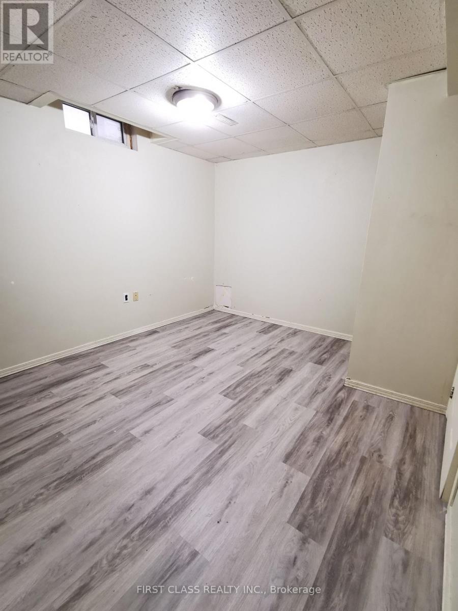 Basement - 324 Winfield Terrace, Mississauga, Ontario  L5R 1N5 - Photo 3 - W13647766
