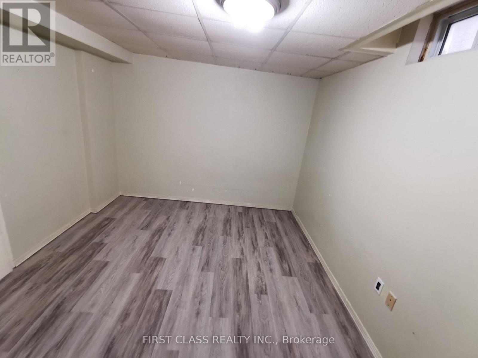 Basement - 324 Winfield Terrace, Mississauga, Ontario  L5R 1N5 - Photo 4 - W13647766