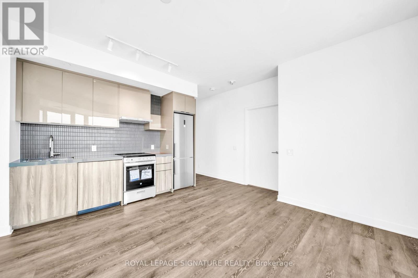 1518 - 6 Flavelle Trail, Vaughan, Ontario L4L 1V8 - Photo 3 - N13624730