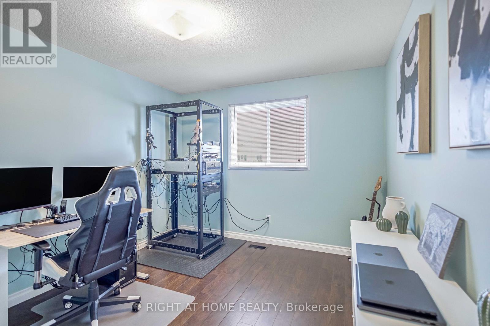 8 Brantdale Avenue, Hamilton, Ontario  L9C 1B7 - Photo 16 - X13647694