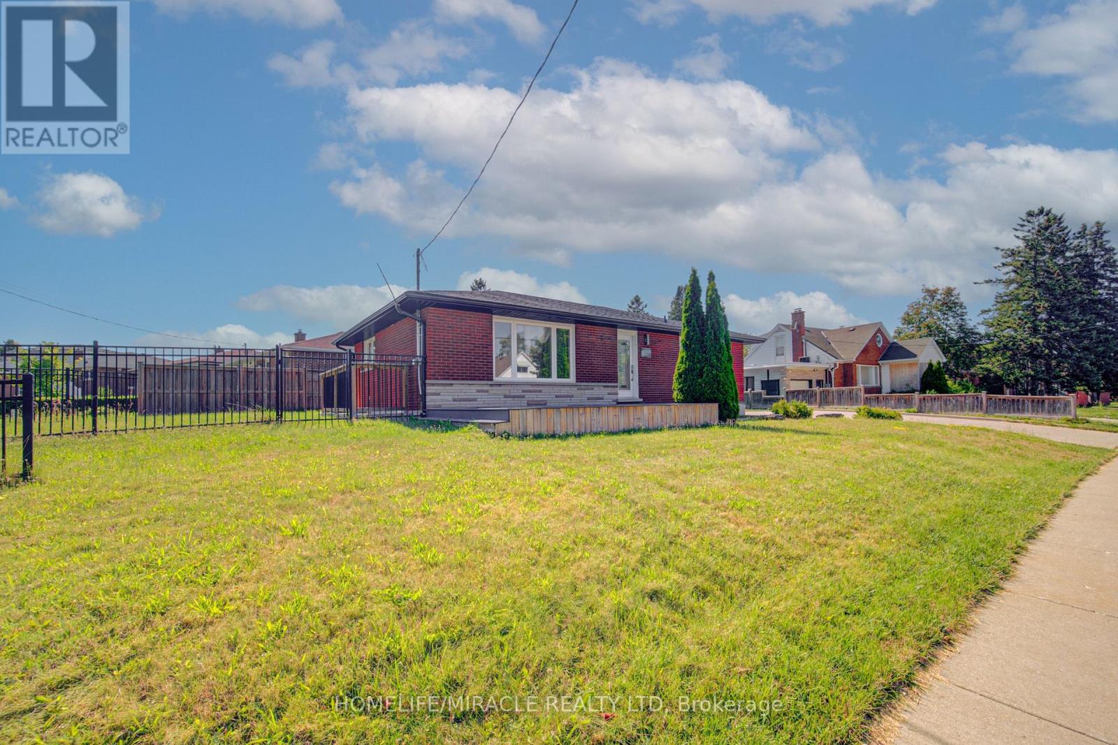 161 KIPLING AVENUE, Kitchener, Ontario