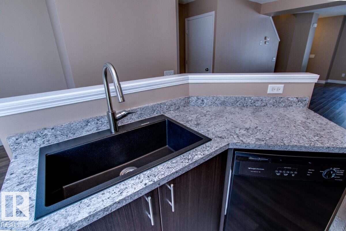 #15 8304 11 Av Sw, Edmonton, Alberta  T6X 1J8 - Photo 11 - E4502457