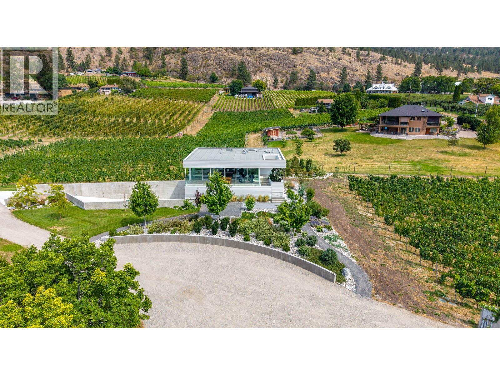 1243 Evans Avenue, Penticton, British Columbia  V2A 8R7 - Photo 5 - 10396443