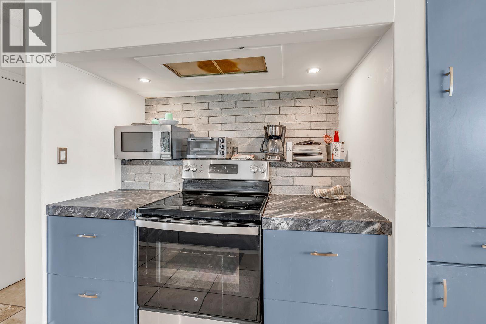 1243 Evans Avenue, Penticton, British Columbia  V2A 8R7 - Photo 31 - 10396443
