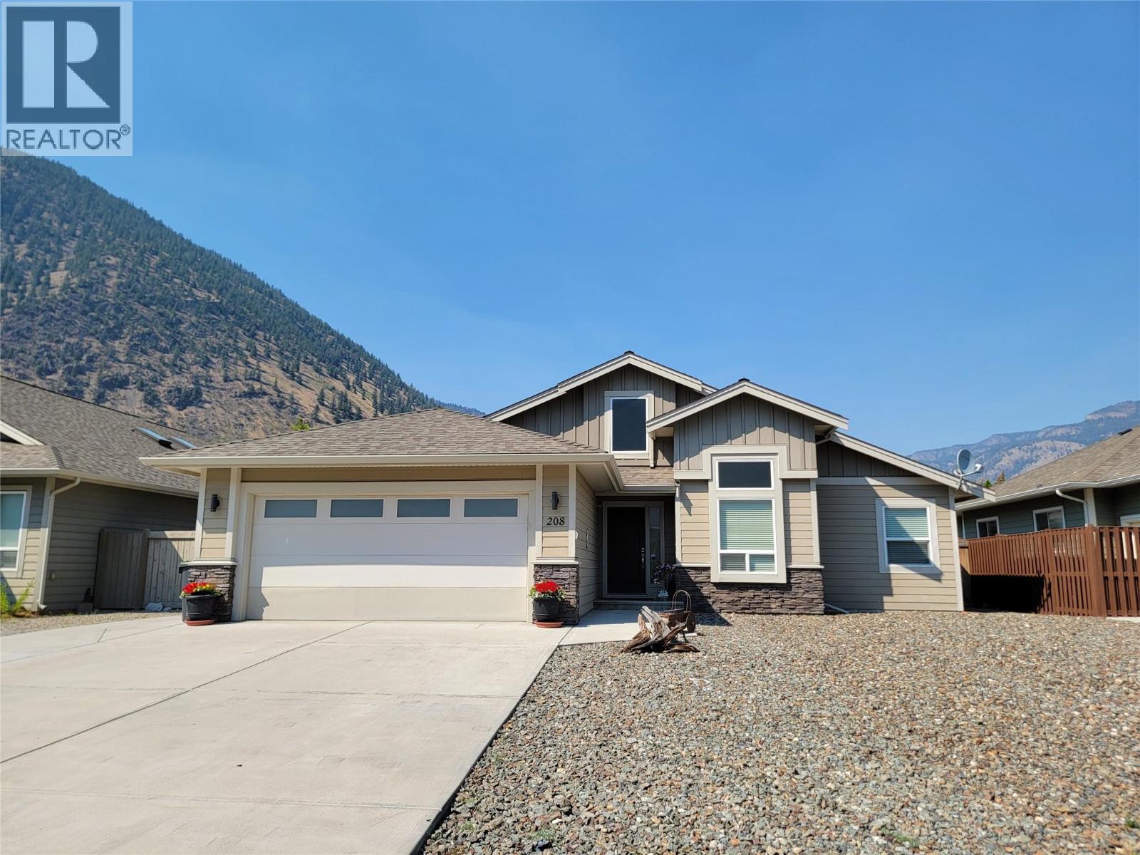 208 K-View Crescent, Keremeos, British Columbia