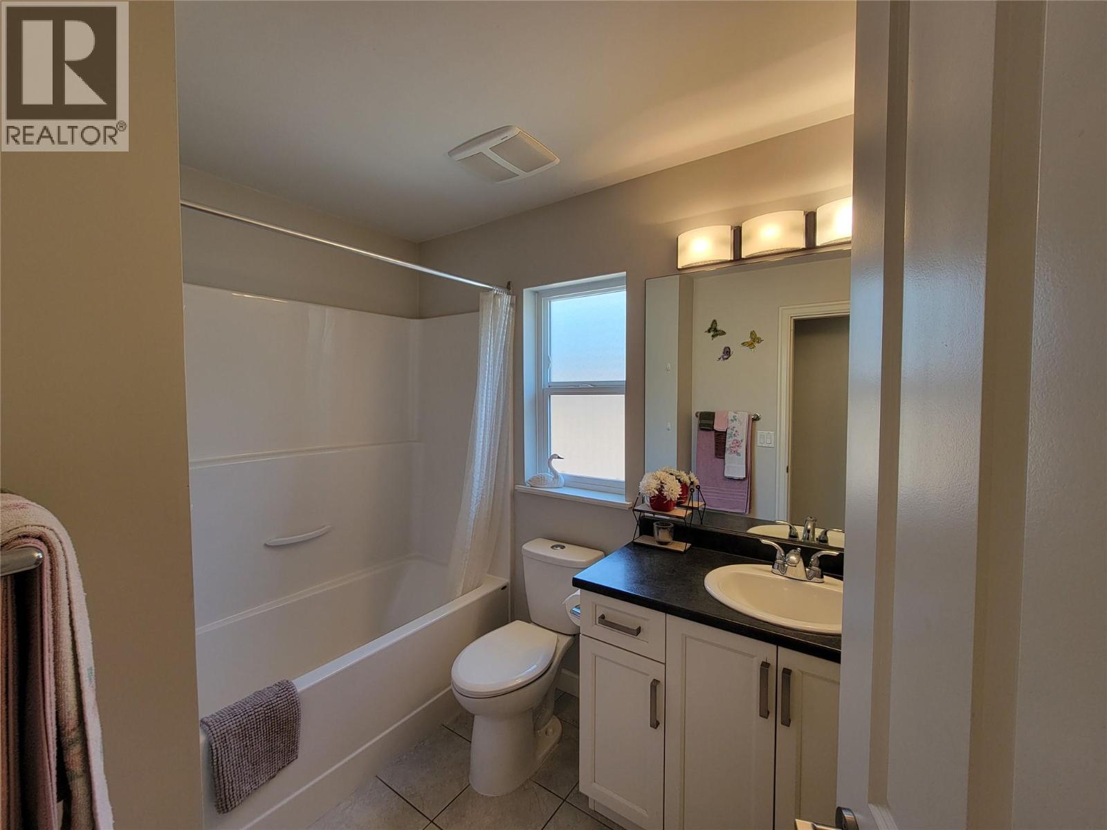 208 K-View Crescent, Keremeos, British Columbia  V0X 1N2 - Photo 27 - 10397091
