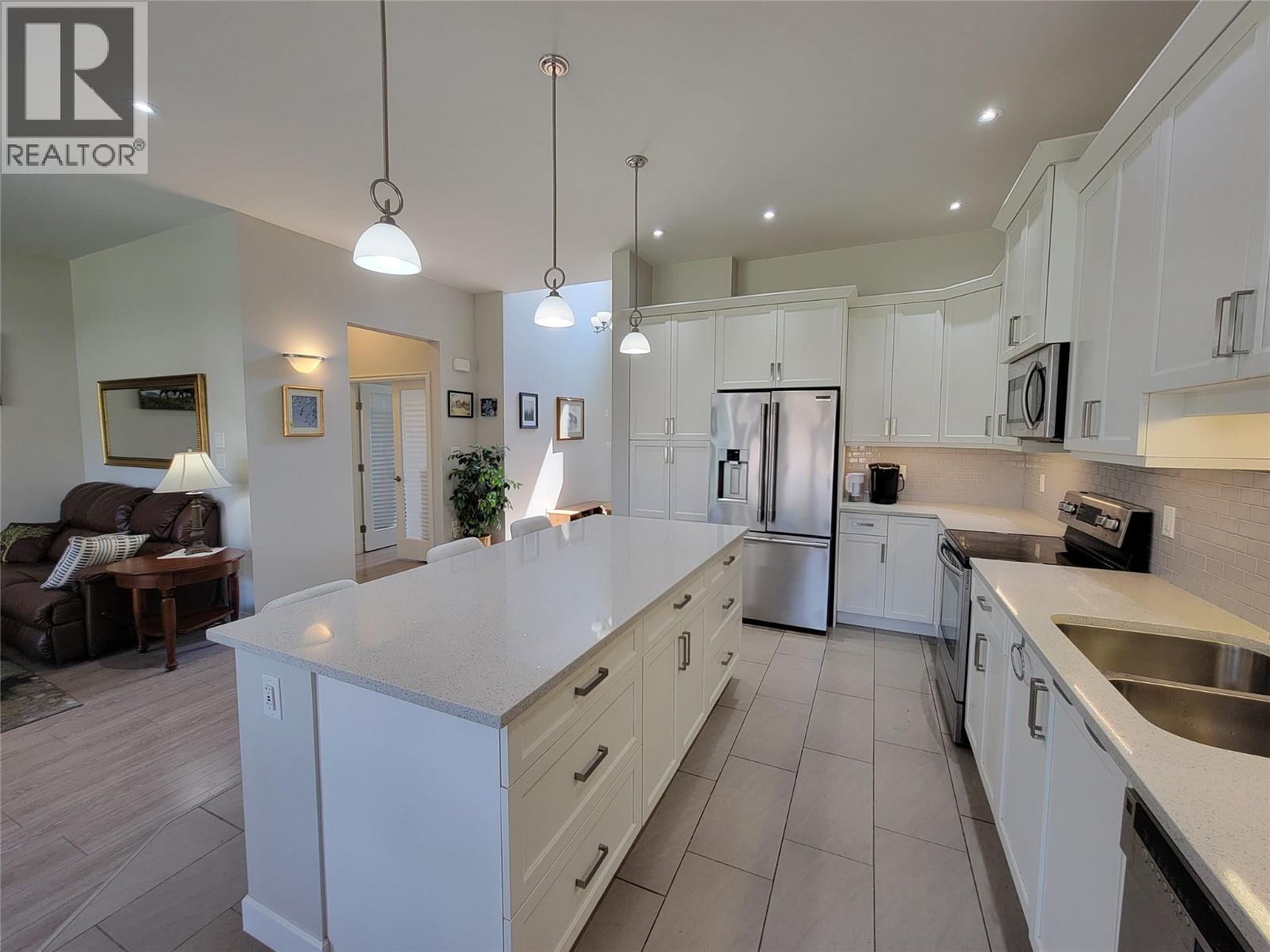 208 K-View Crescent, Keremeos, British Columbia  V0X 1N2 - Photo 9 - 10397091