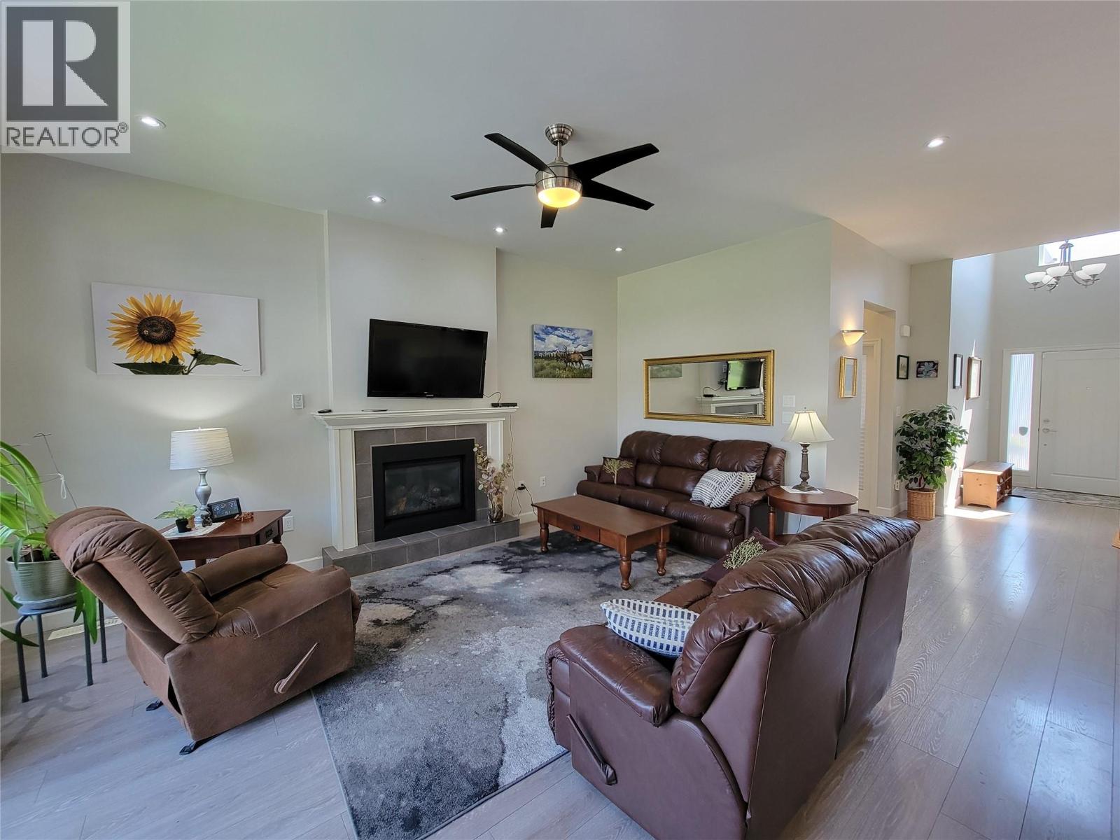 208 K-View Crescent, Keremeos, British Columbia  V0X 1N2 - Photo 11 - 10397091