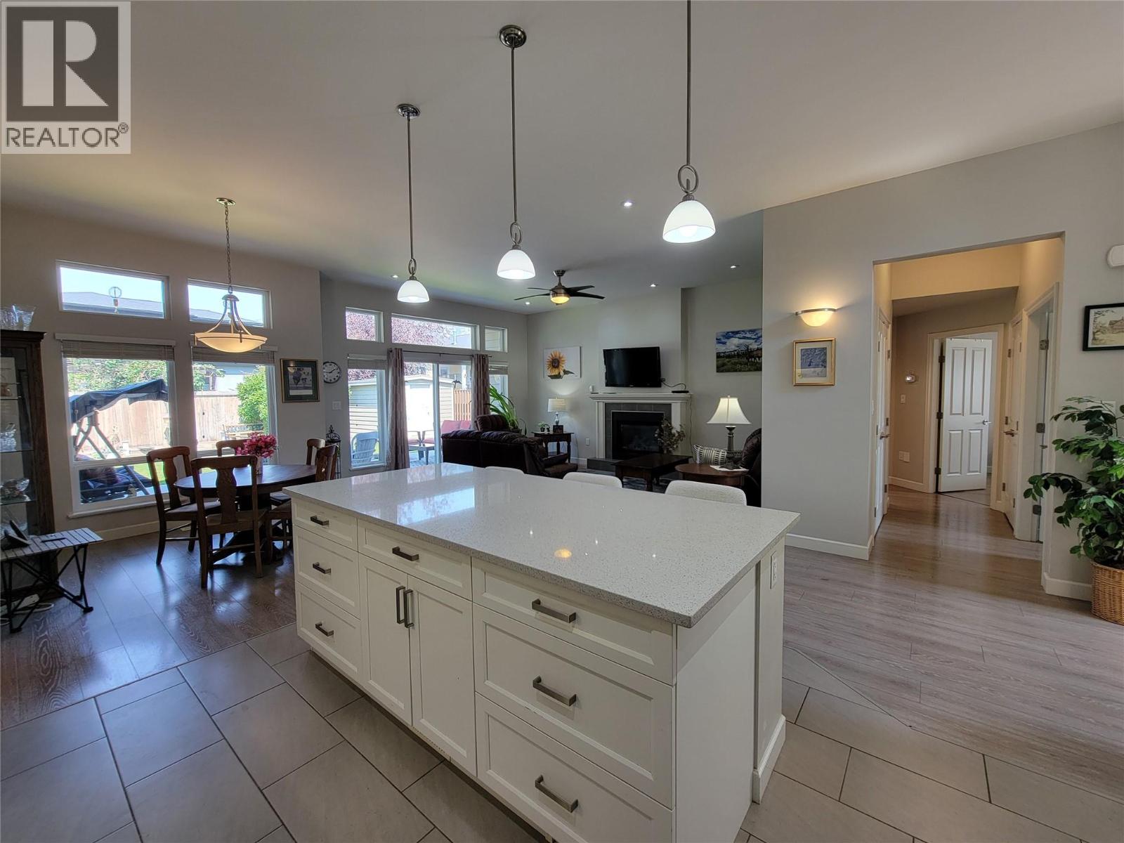 208 K-View Crescent, Keremeos, British Columbia  V0X 1N2 - Photo 10 - 10397091