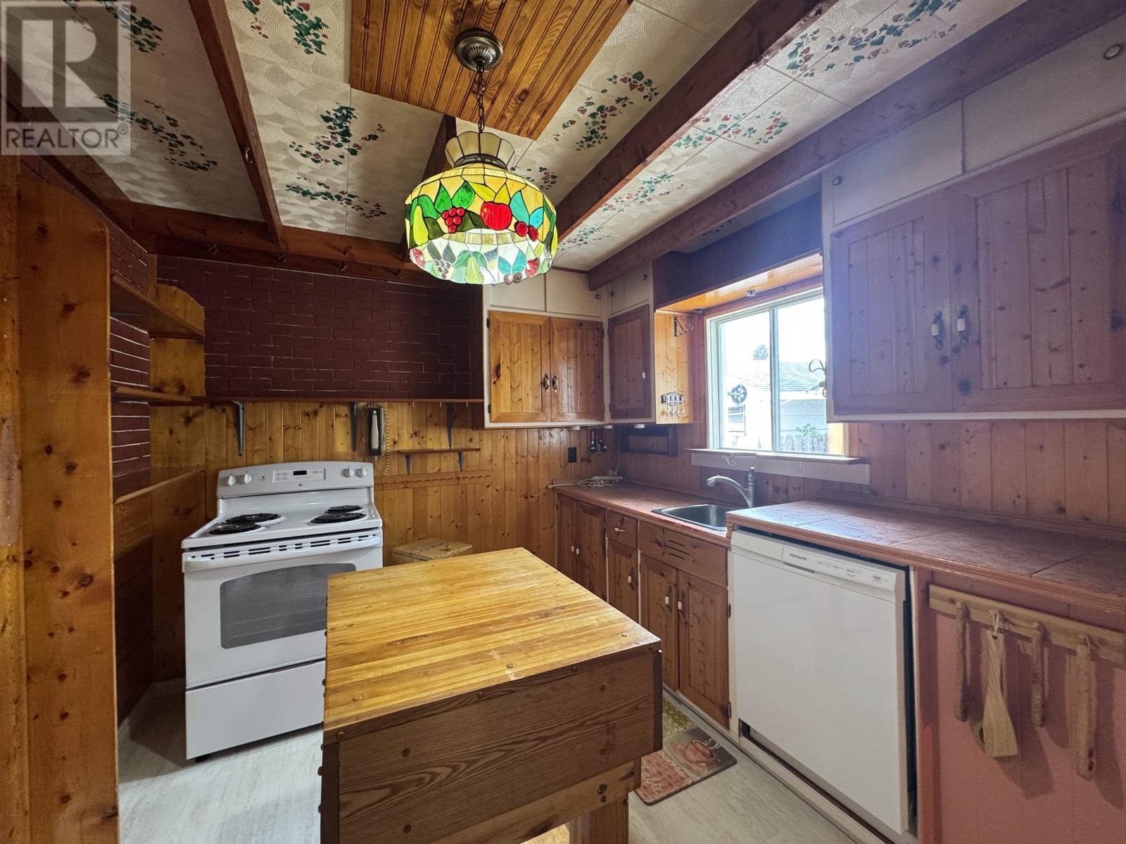 20 Heron Dr, Manitouwadge, Ontario  P0T 2C0 - Photo 13 - TB2602265