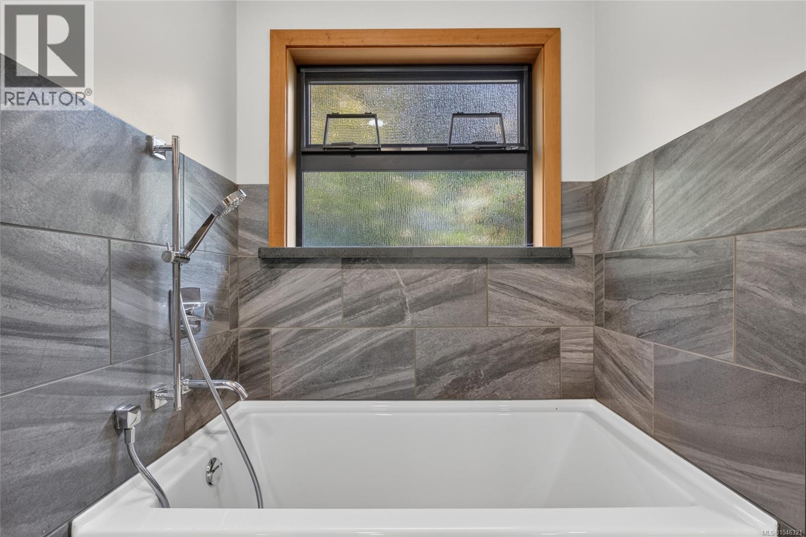 8830 Clarkson Ave, Black Creek, British Columbia  V9J 1A7 - Photo 35 - 1046321