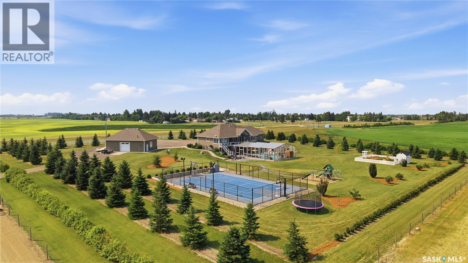 Luxury Vibank Acreage - 13.95 Acres., Vibank, Saskatchewan  S0G 4Y0 - Photo 1 - SK044809