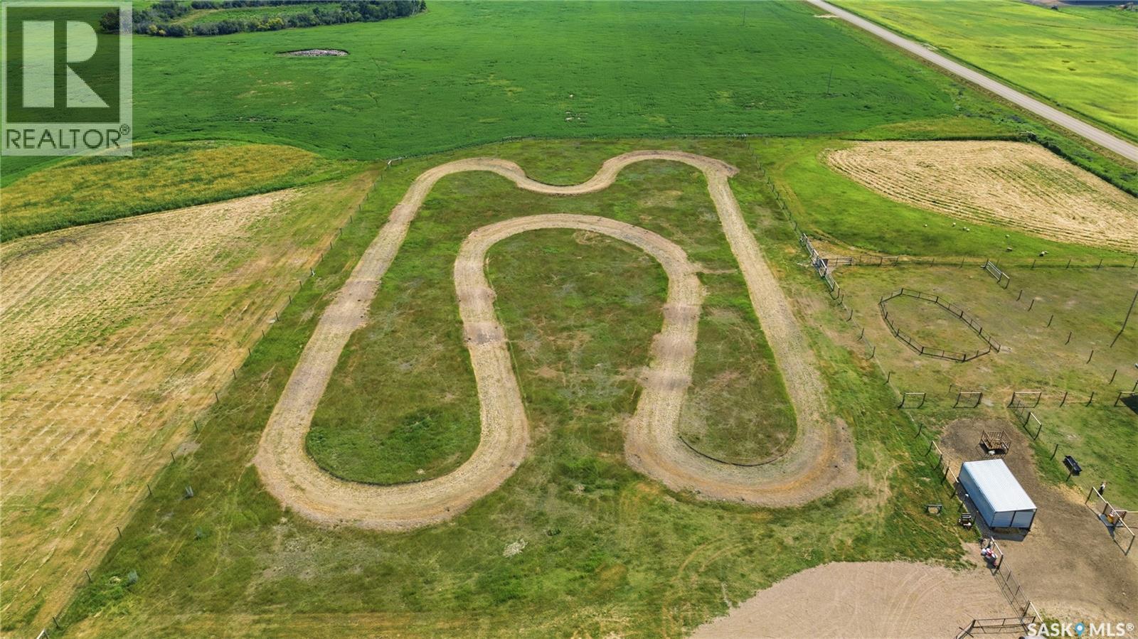 Luxury Vibank Acreage - 13.95 Acres., Vibank, Saskatchewan  S0G 4Y0 - Photo 63 - SK044809