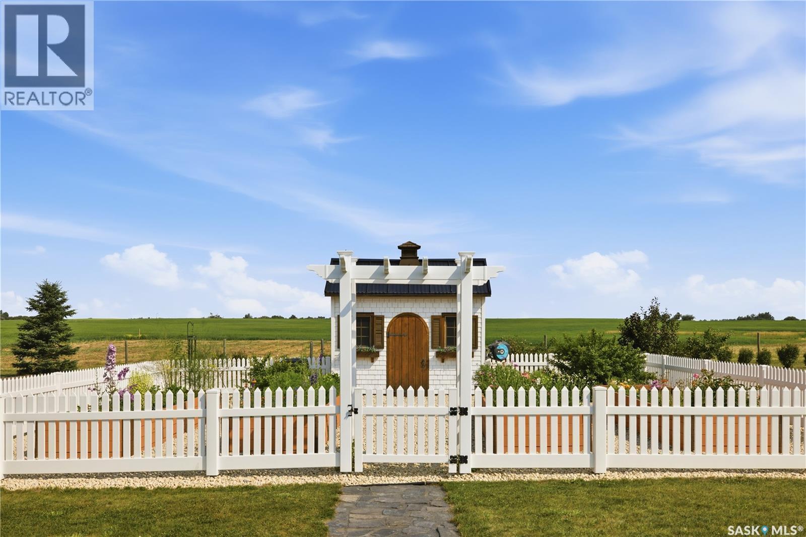 Luxury Vibank Acreage - 13.95 Acres., Vibank, Saskatchewan  S0G 4Y0 - Photo 59 - SK044809