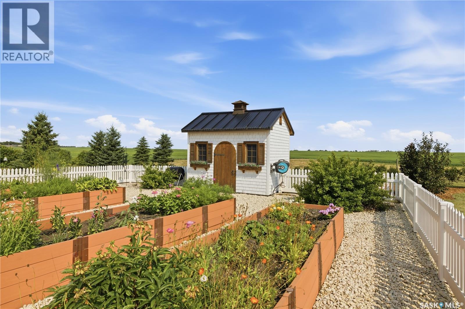 Luxury Vibank Acreage - 13.95 Acres., Vibank, Saskatchewan  S0G 4Y0 - Photo 61 - SK044809