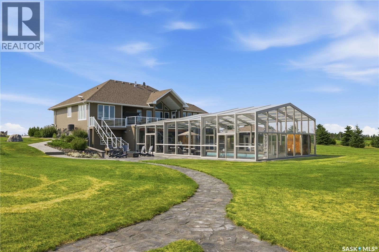 Luxury Vibank Acreage - 13.95 Acres., Vibank, Saskatchewan  S0G 4Y0 - Photo 48 - SK044809