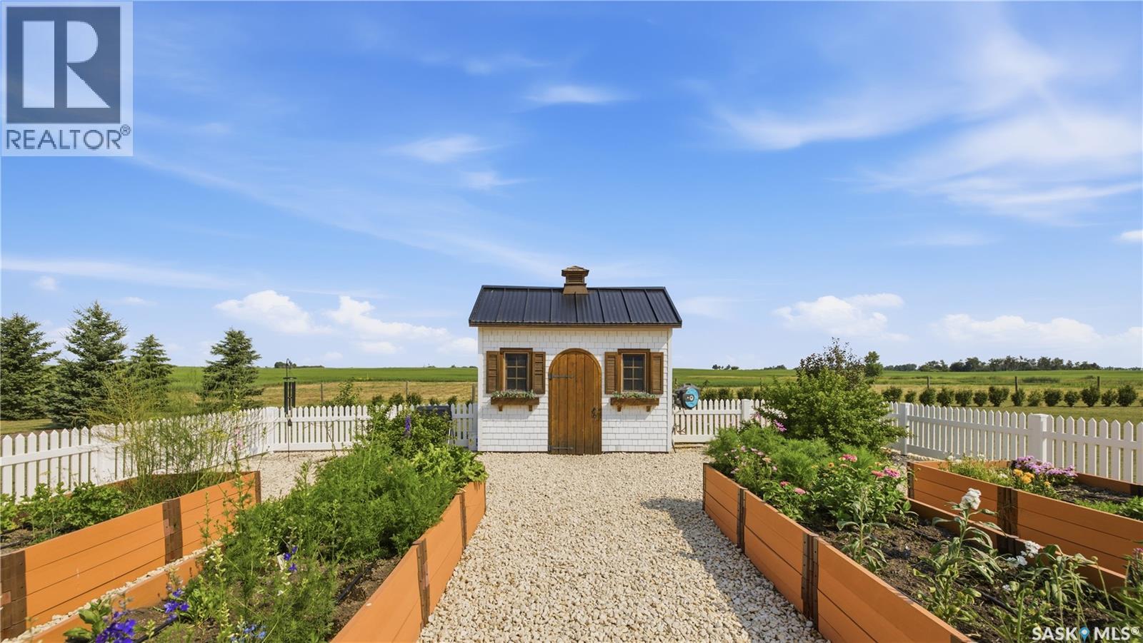 Luxury Vibank Acreage - 13.95 Acres., Vibank, Saskatchewan  S0G 4Y0 - Photo 60 - SK044809