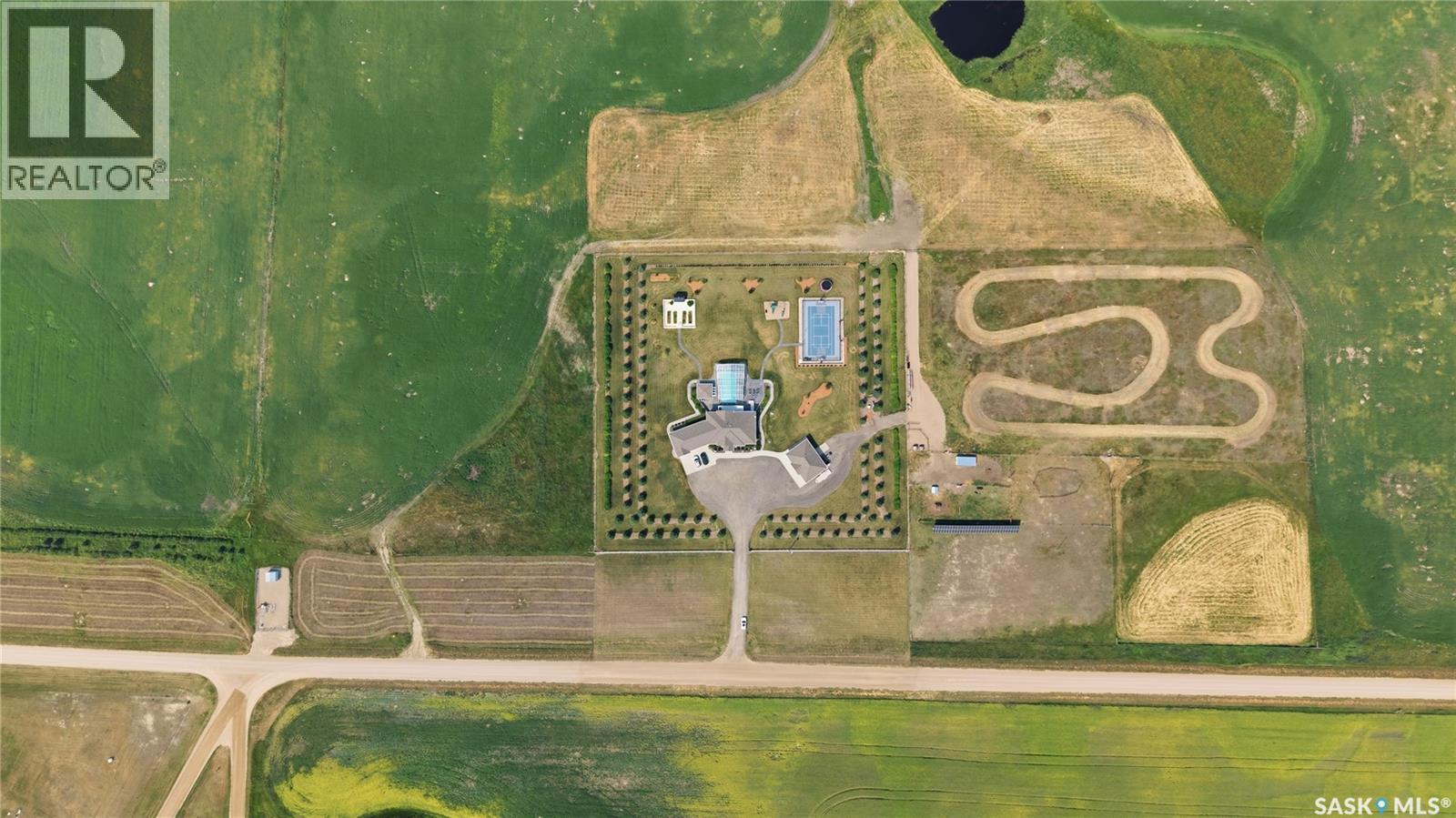 Luxury Vibank Acreage - 13.95 Acres., Vibank, Saskatchewan  S0G 4Y0 - Photo 69 - SK044809