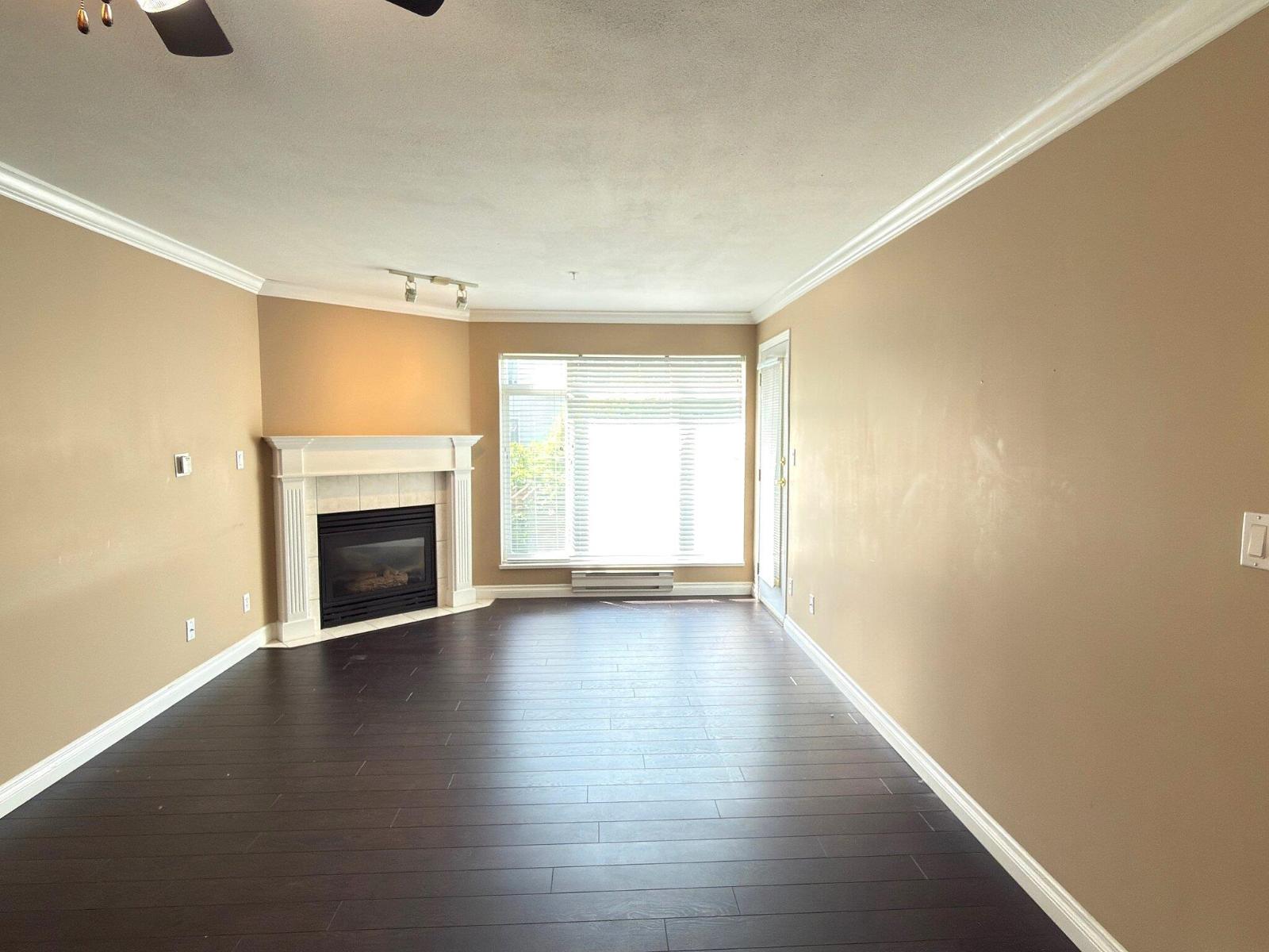 211 32085 GEORGE FERGUSON WAY, Abbotsford, British Columbia