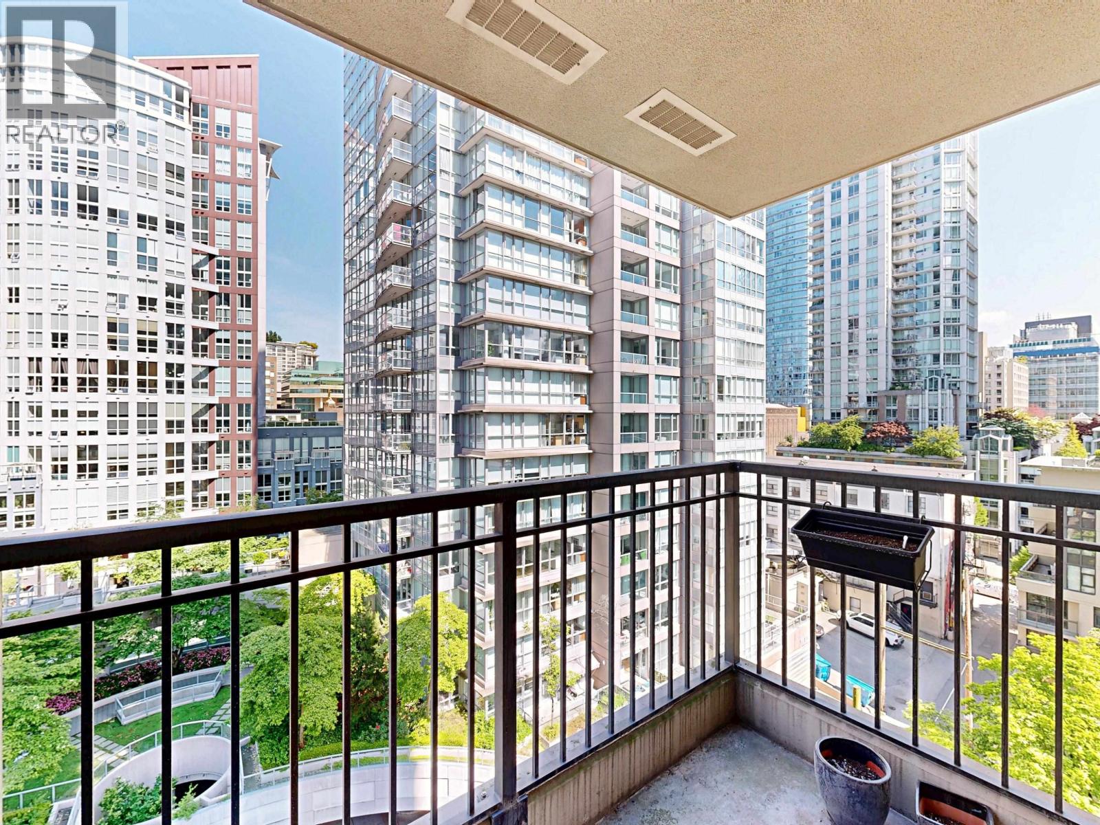 1003 969 Richards Street, Vancouver, British Columbia V6B 1A8 - Photo 11 - R3153529
