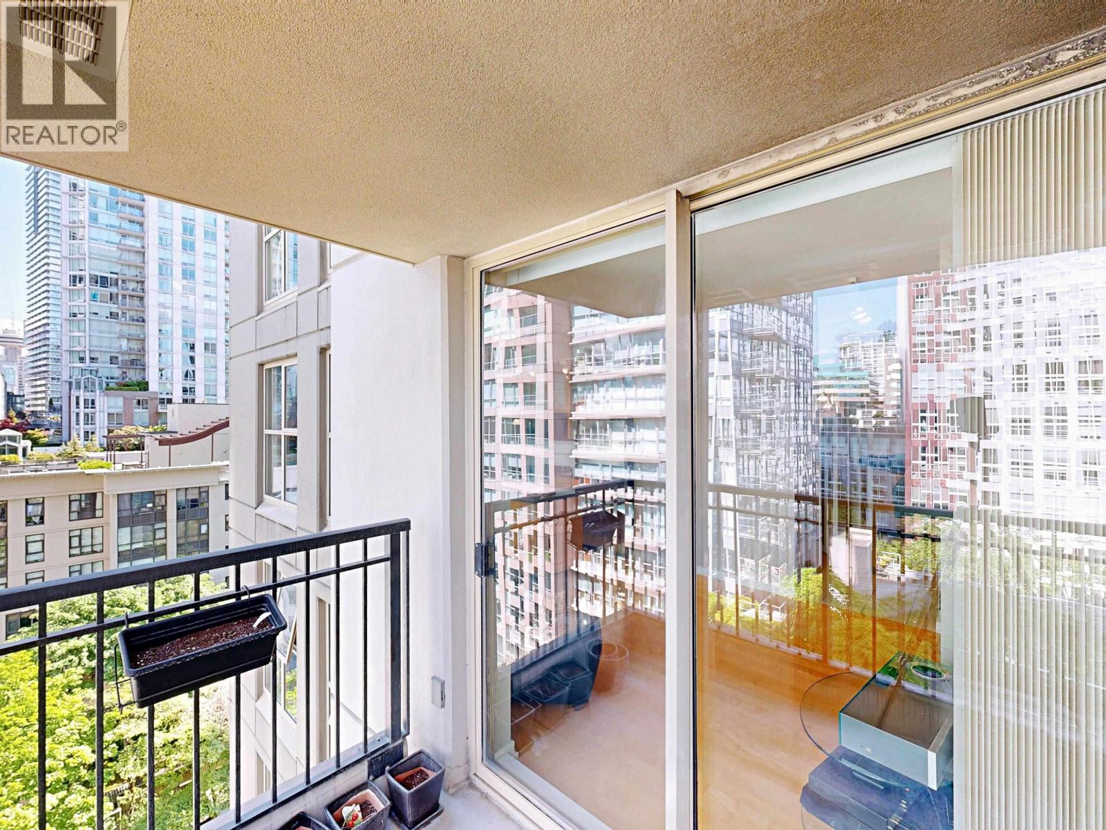1003 969 Richards Street, Vancouver, British Columbia V6B 1A8 - Photo 9 - R3153529