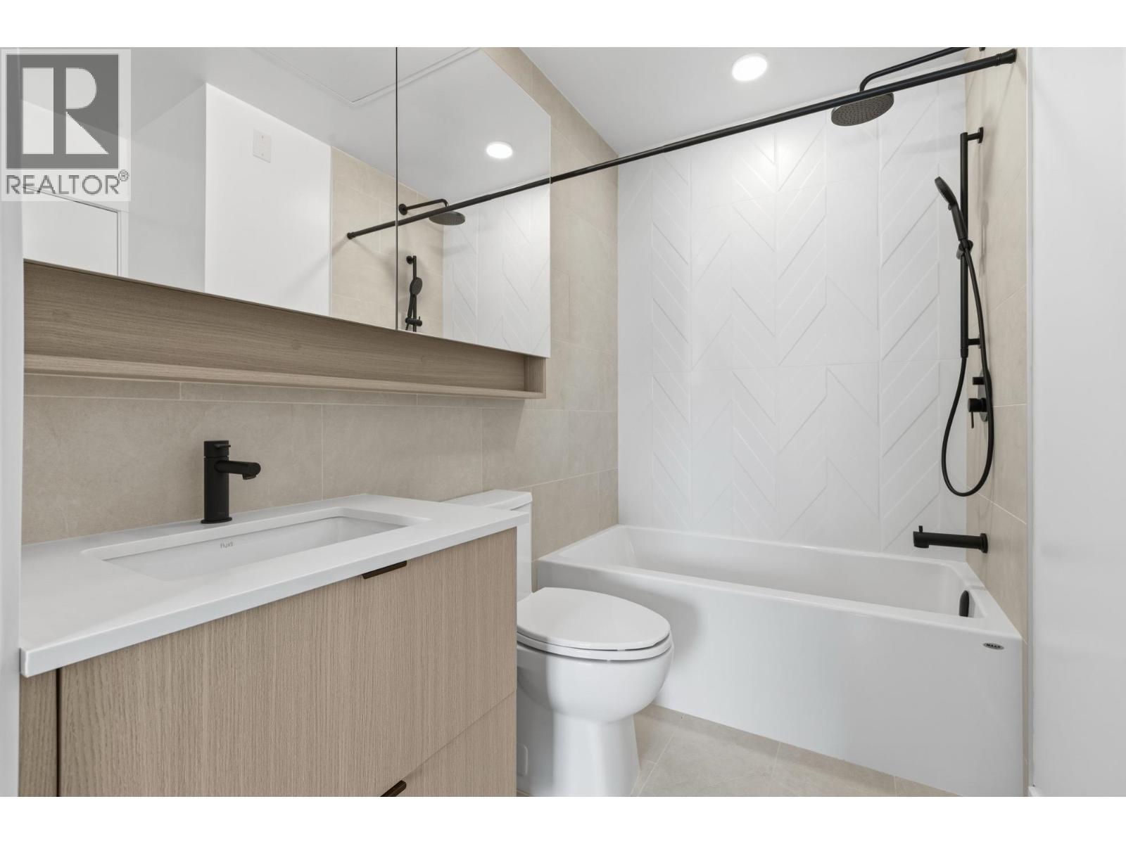 504 2268 E Broadway, Vancouver, British Columbia  V5N 0L2 - Photo 11 - R3153542