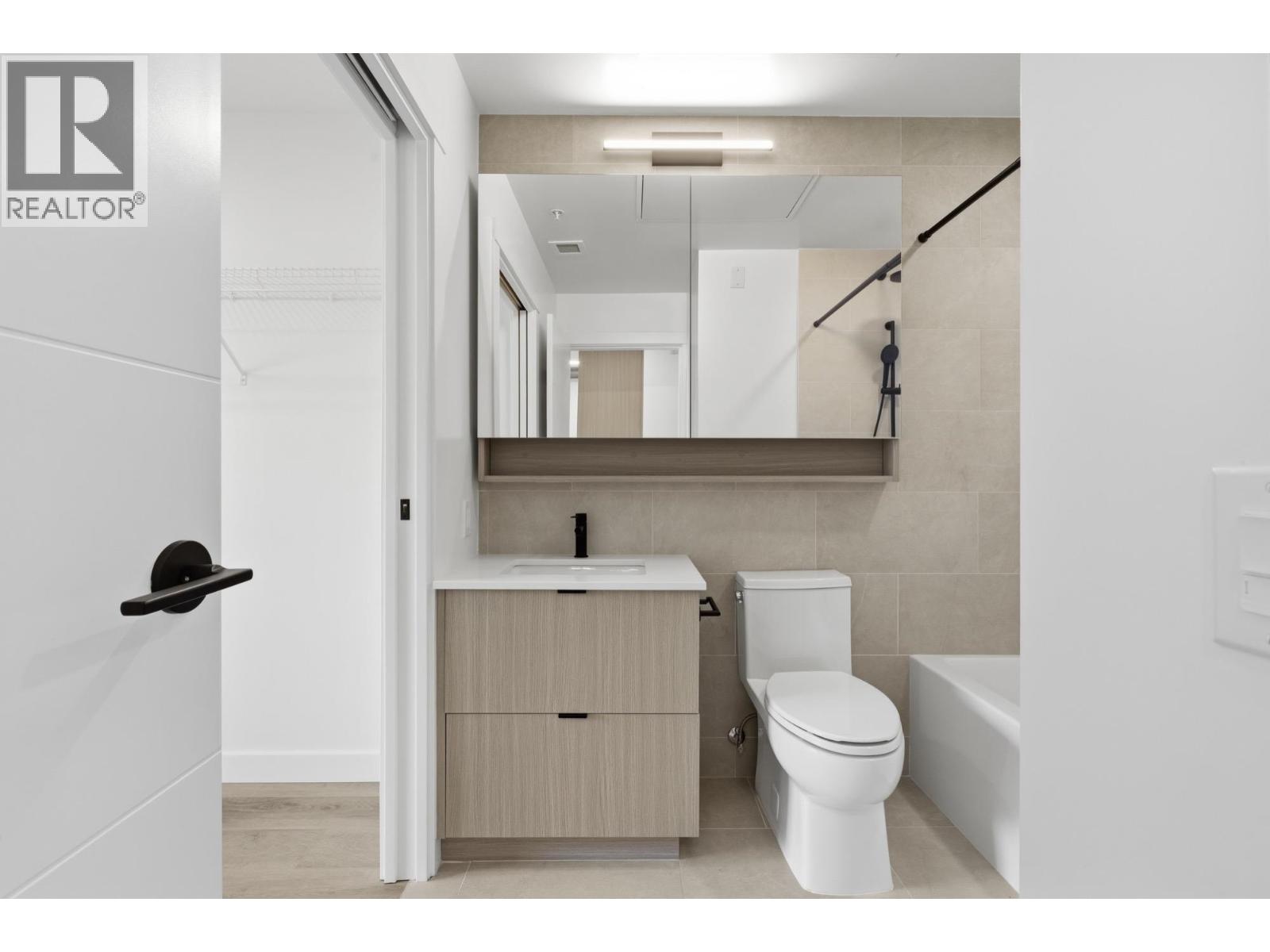 504 2268 E Broadway, Vancouver, British Columbia  V5N 0L2 - Photo 12 - R3153542