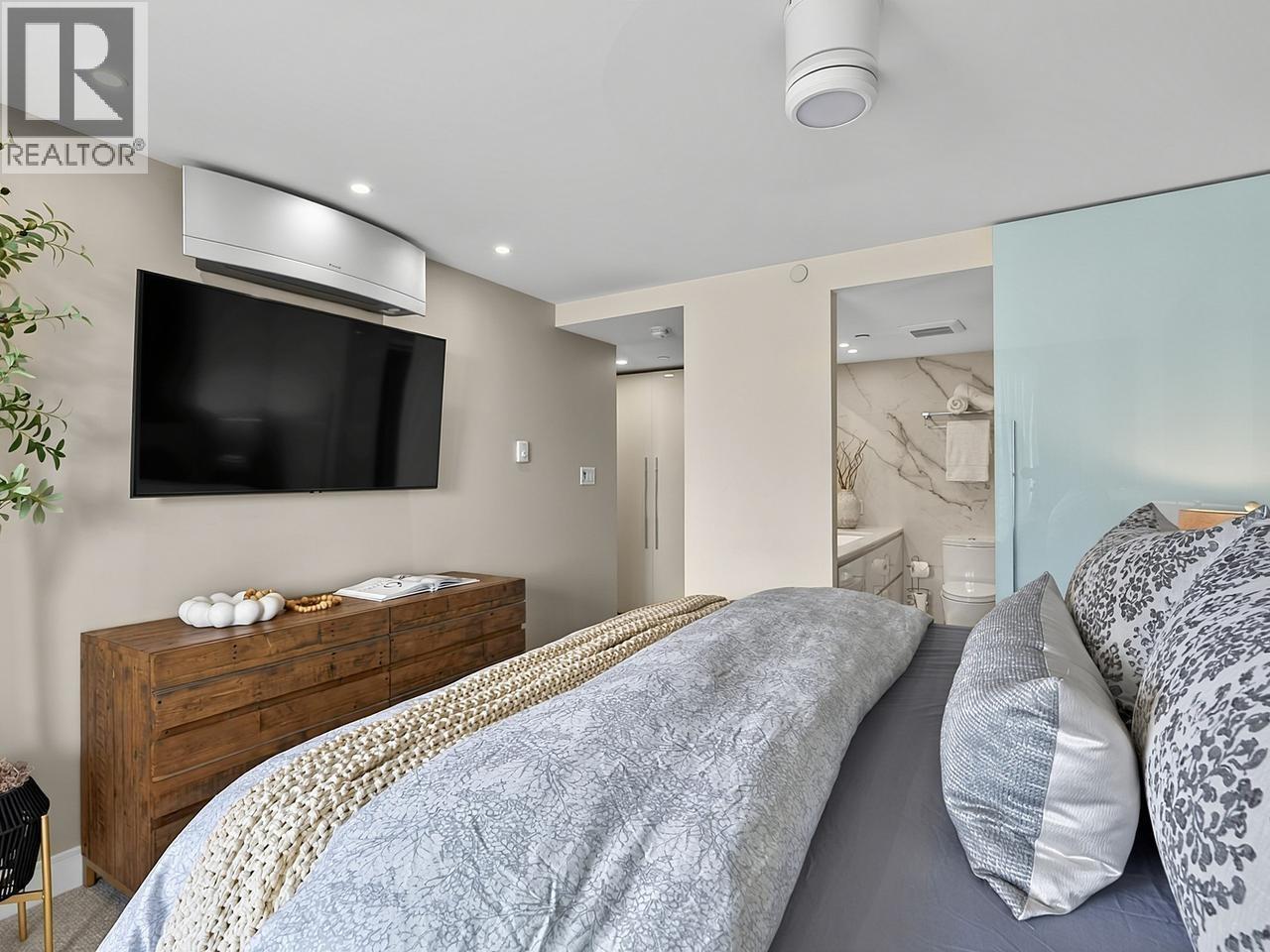 907 2201 Pine Street, Vancouver, British Columbia  V6J 5E7 - Photo 11 - R3153552