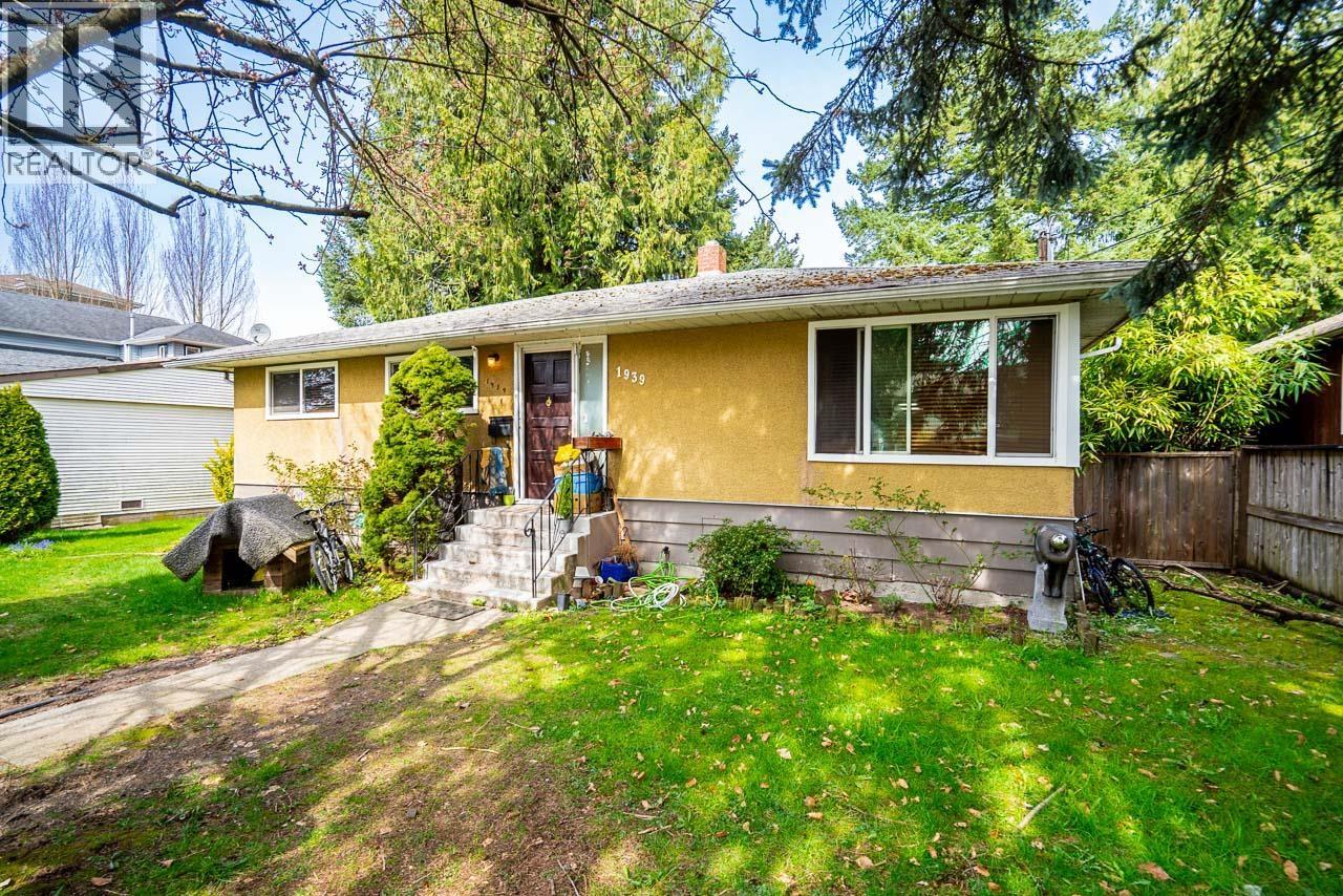 1939 WESTMINSTER AVENUE, Port Coquitlam, British Columbia