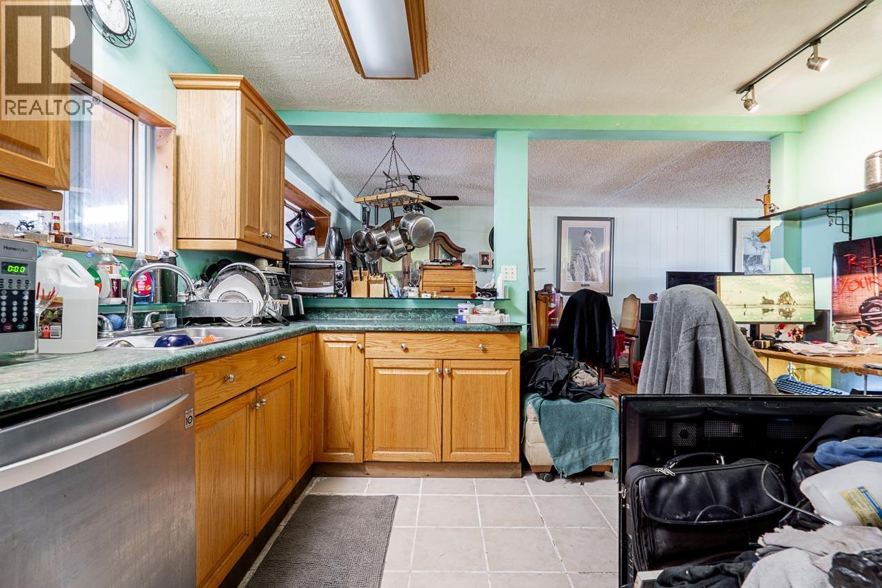 1939 Westminster Avenue, Port Coquitlam, British Columbia  V3B 1E7 - Photo 10 - R3153556