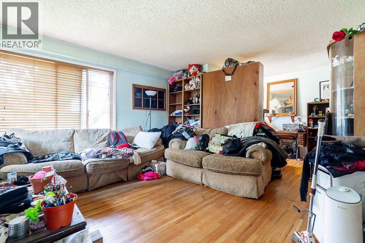 1939 Westminster Avenue, Port Coquitlam, British Columbia  V3B 1E7 - Photo 6 - R3153556