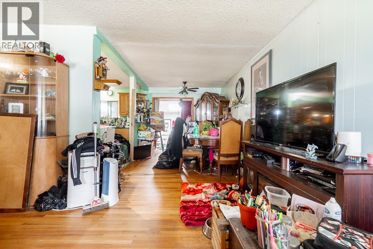 1939 Westminster Avenue, Port Coquitlam, British Columbia  V3B 1E7 - Photo 7 - R3153556