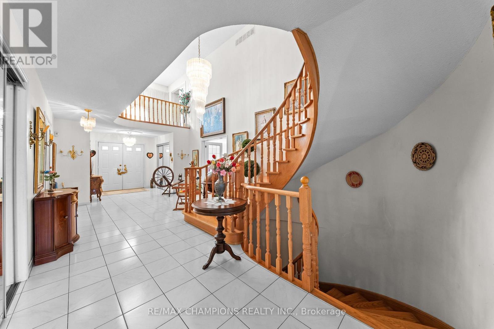 4047 Countryside Drive E, Brampton, Ontario  L6P 0T4 - Photo 11 - W13644050