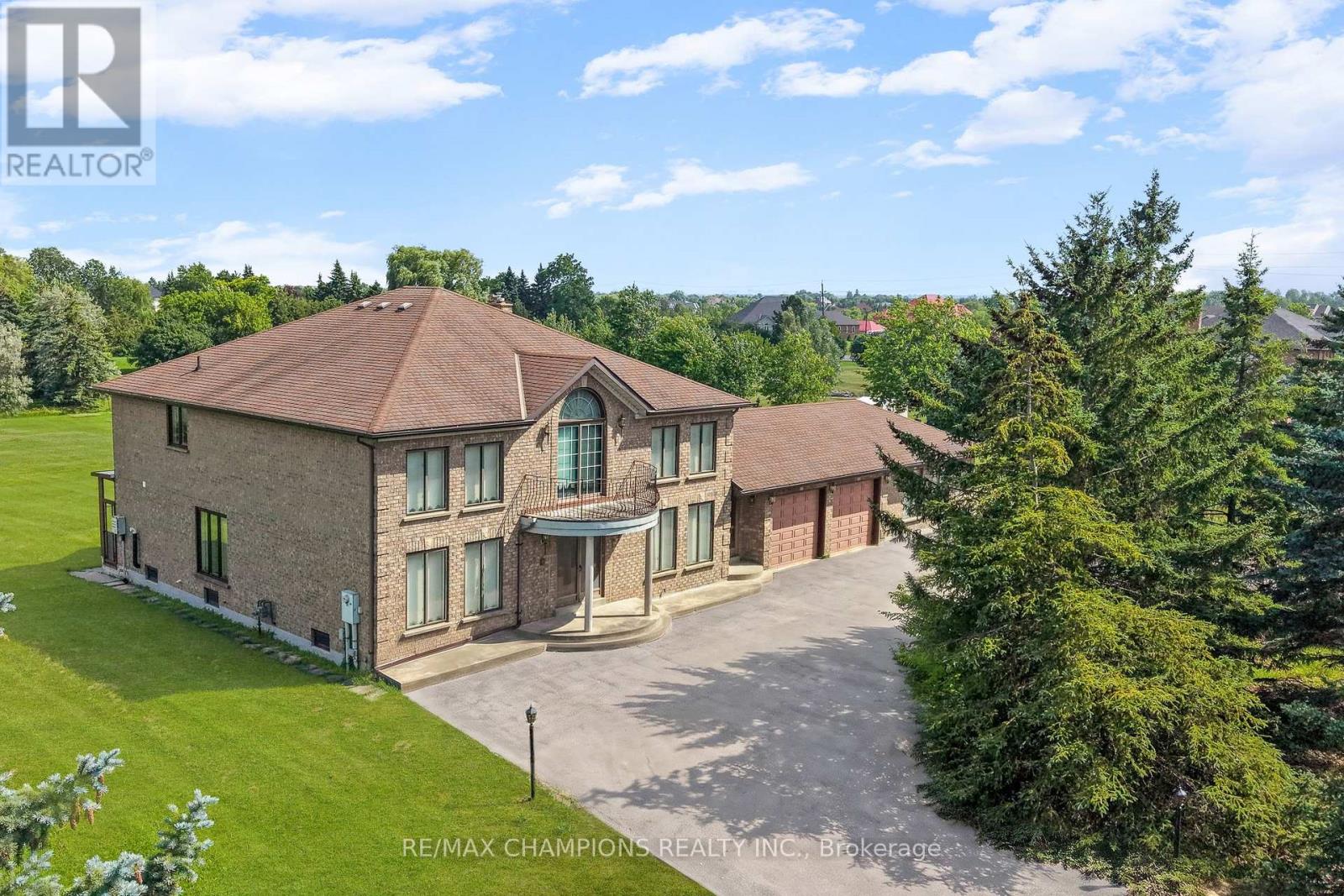 4047 Countryside Drive E, Brampton, Ontario  L6P 0T4 - Photo 5 - W13644050