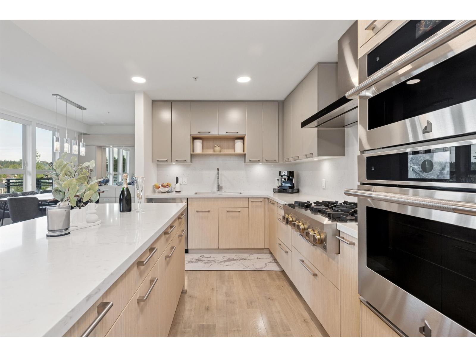 501 14022 North Bluff Road, White Rock, British Columbia  V4B 3C3 - Photo 8 - R3153583
